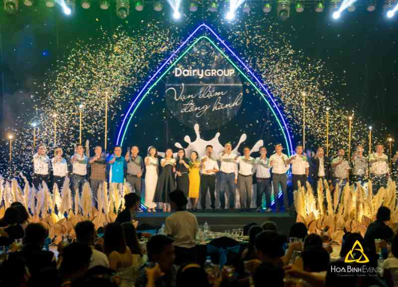 Tổ chức gala dinner