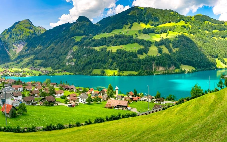 Tour Châu Âu 4 Nước