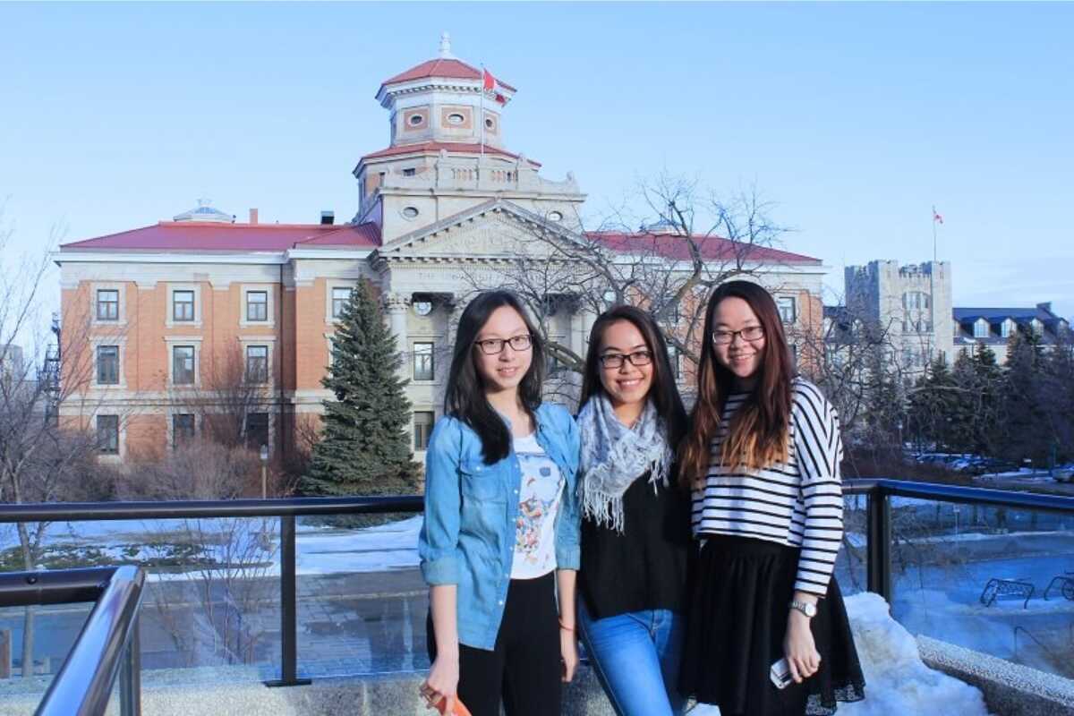 Tư vấn hồ sơ visa du học